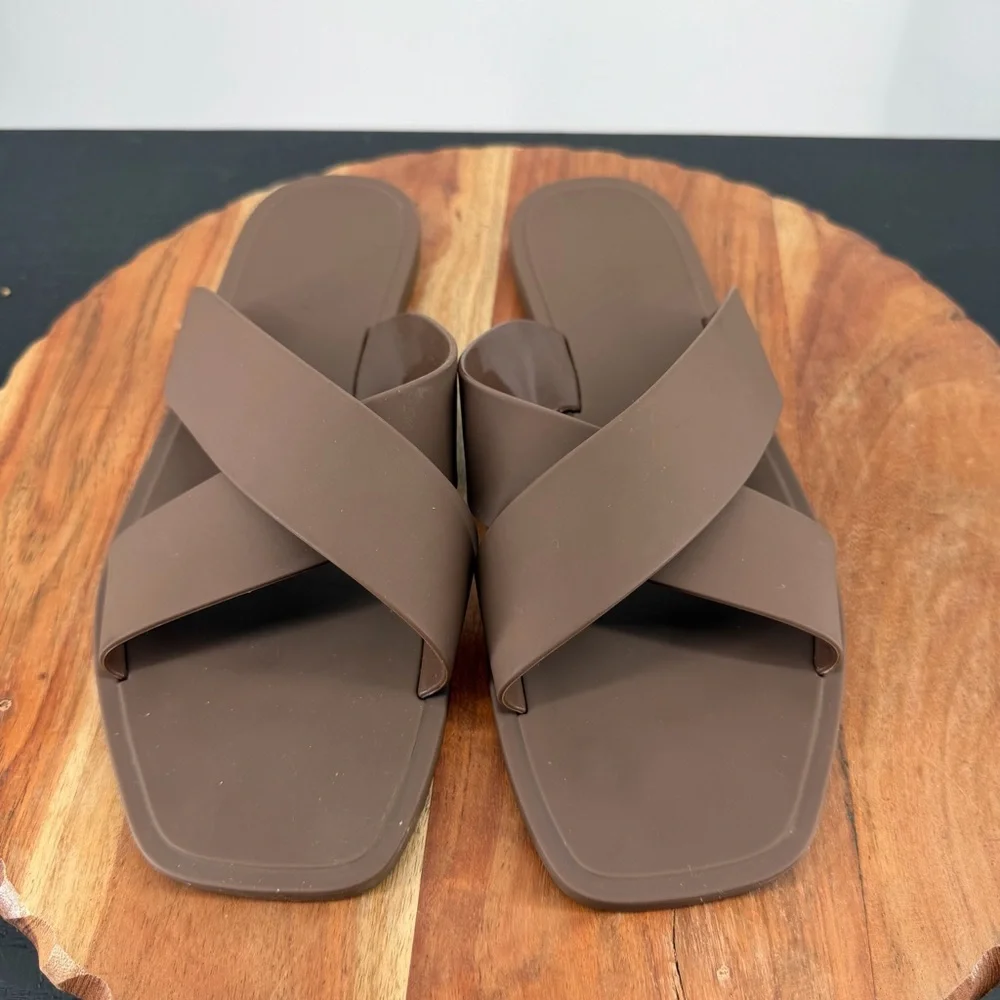 Steve Madden Horizon slide‎ sandals crisscross straps flat sole sz 9 brown